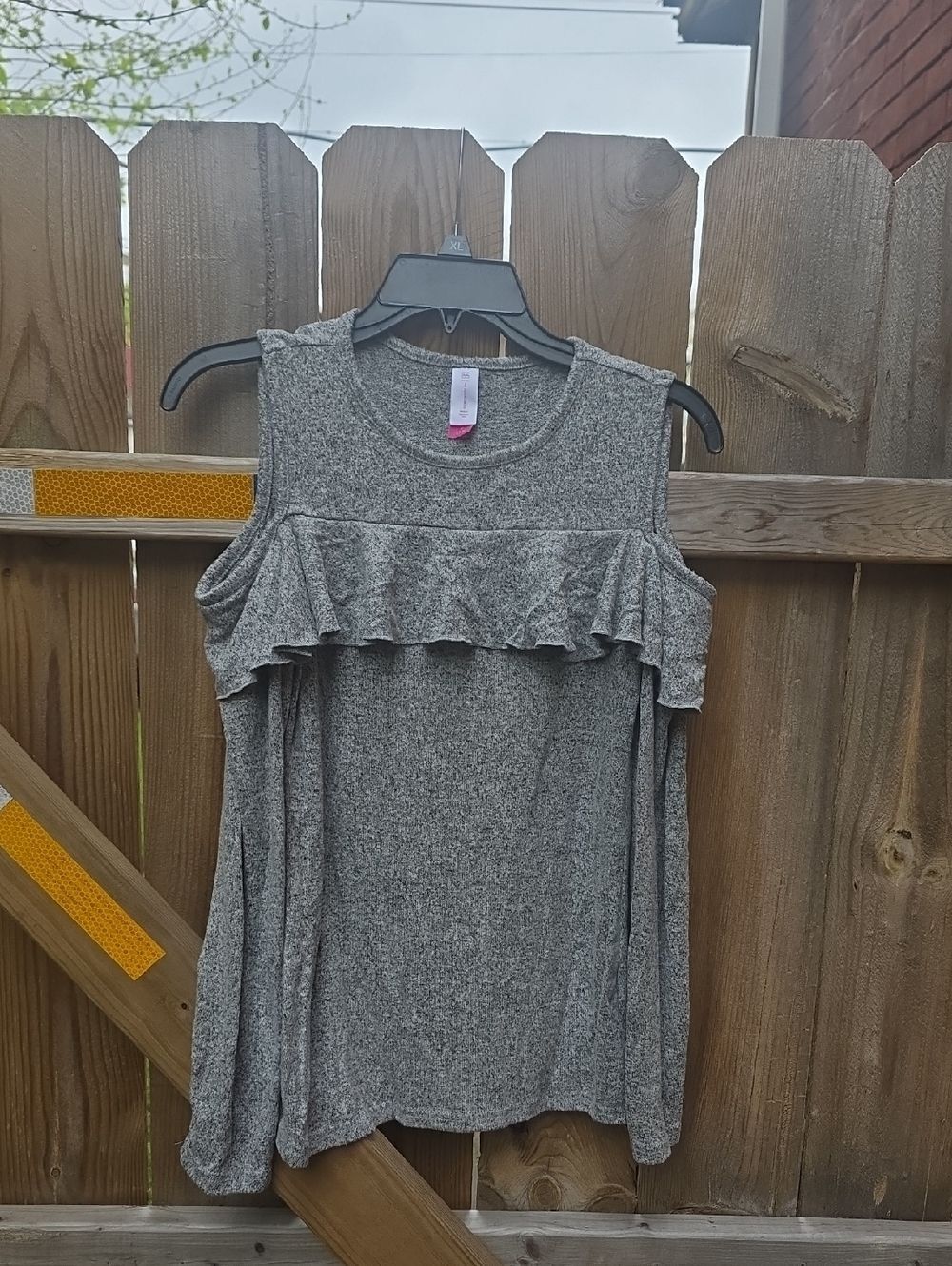 No Boundaries Gray Cold-Shoulder Ruffle Long Sleeve Top